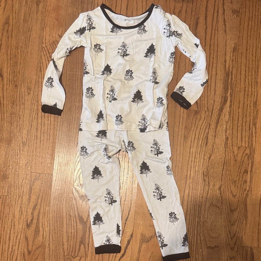 Kyte Baby Tree Print Pajama Set 2T
